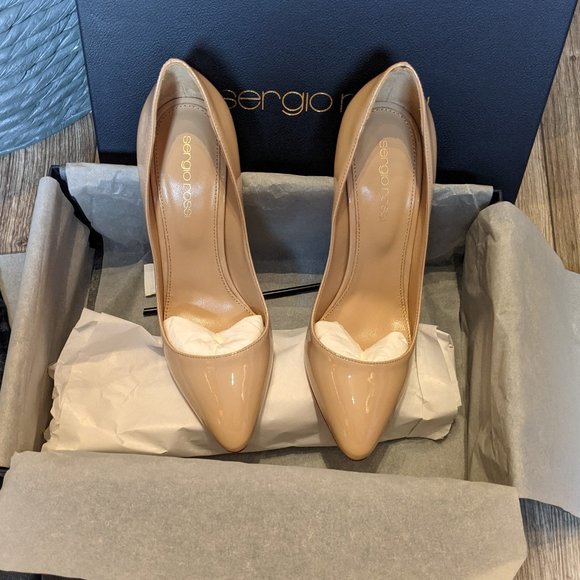 NIB (W36.5) - SERGIO ROSSI Nude Patent Donna Pumps - Picture 3 of 9